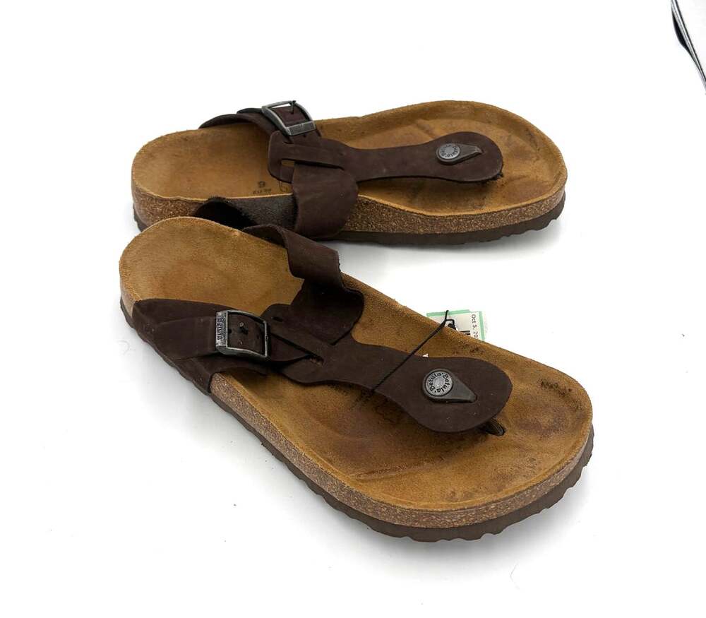 Betula by Birkenstock thong sandal in brown, 9